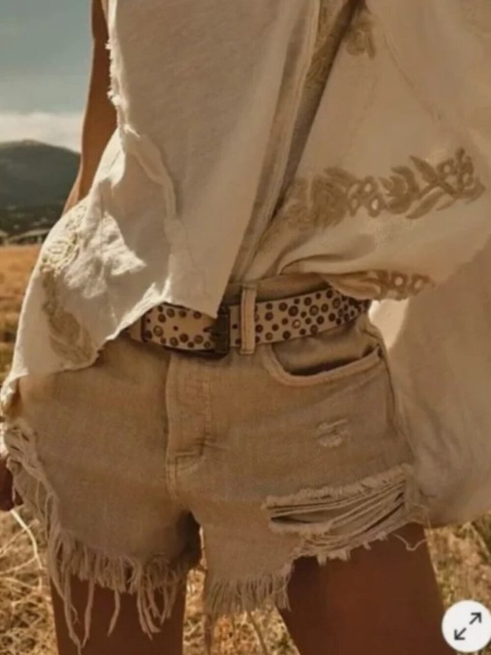 We The Free Cream Distressed Button-Fly Denim Cutoff Shorts, waist 31
